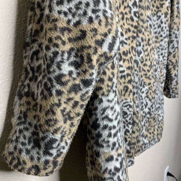 TOPSHOP Leopard Fur Coat - Picture 6 of 8